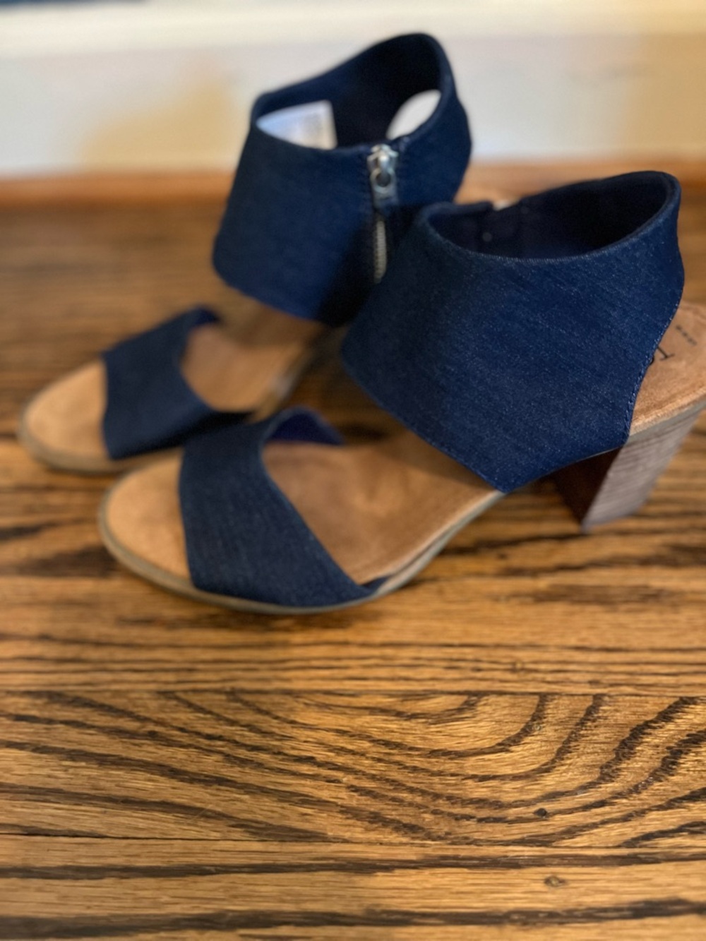 Women’s Toms Navy Blue Denim Open-Toe Block Heel Sandals